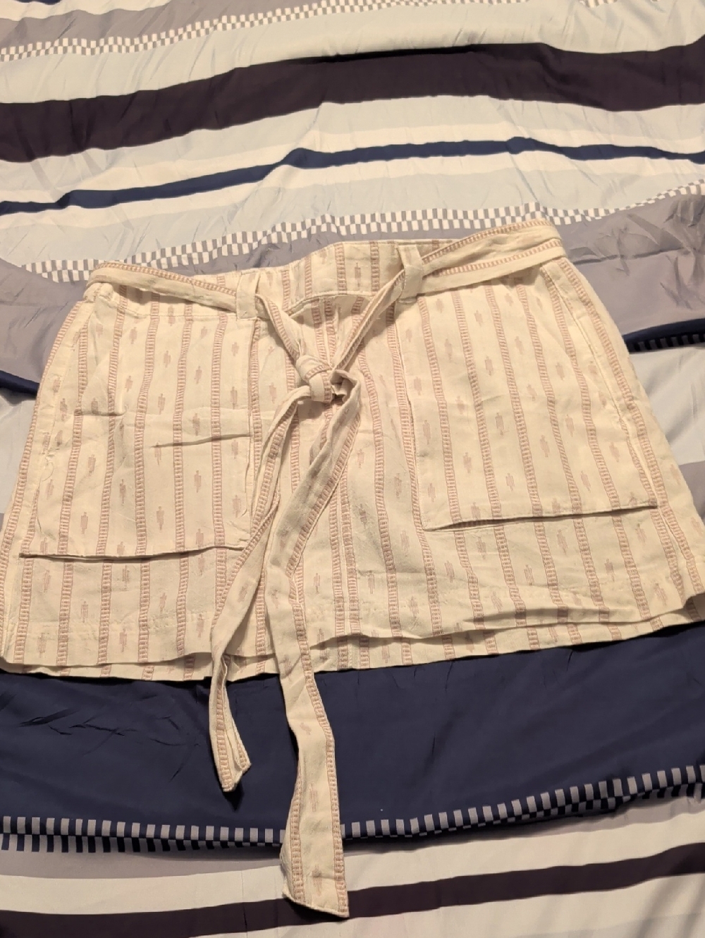 Old Navy Cream & Light Pink Striped Tie-Waist Mini Skirt